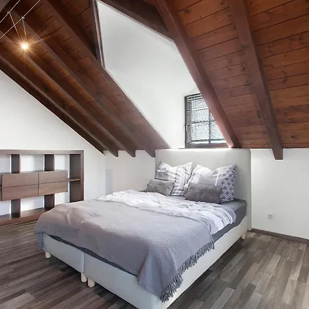 아파트 Pferdeblick *